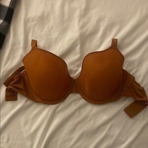 SKIMS 34DDD weightless demi bra in Bronze